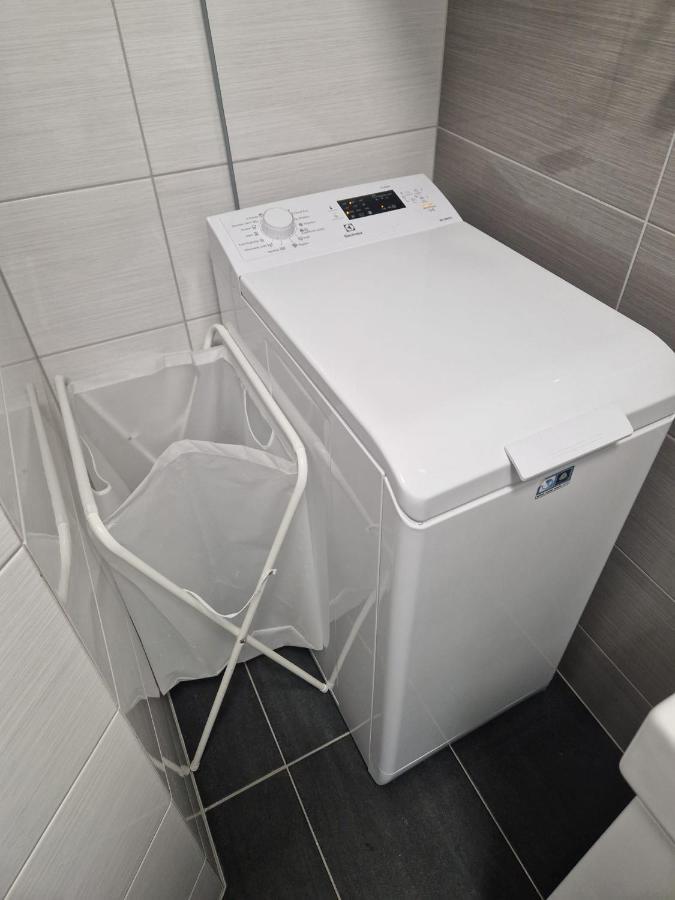 Apartman River Breeze Оміш Екстер'єр фото