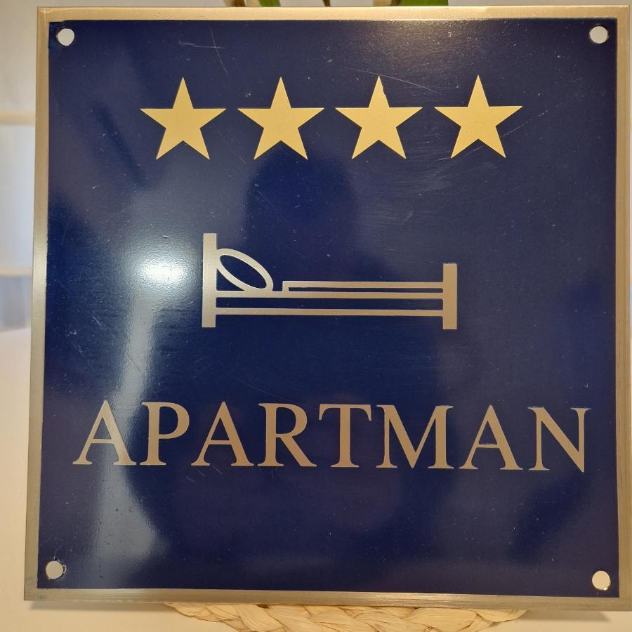 Apartman River Breeze Оміш Екстер'єр фото