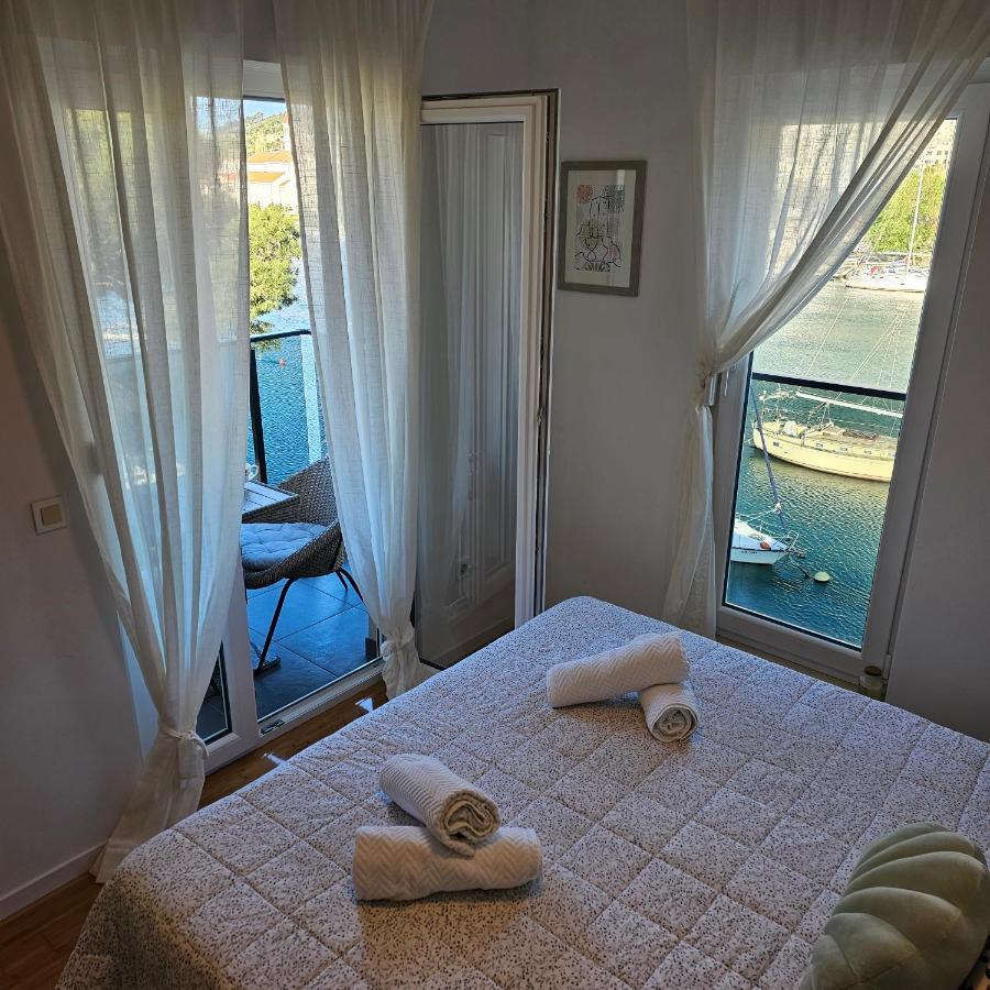 Apartman River Breeze Оміш Екстер'єр фото