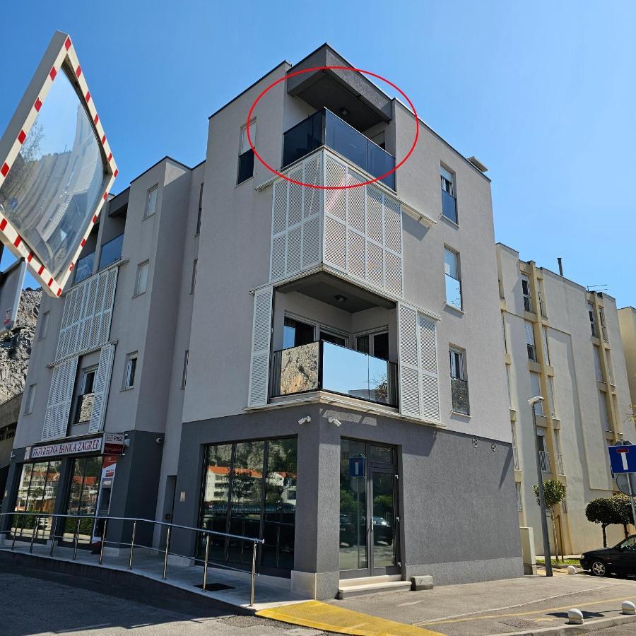 Apartman River Breeze Оміш Екстер'єр фото